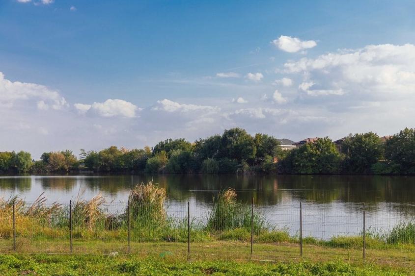 Casa cu 4 camere intabulata in ansamblu cu iesire la lac - Crevedia - 17