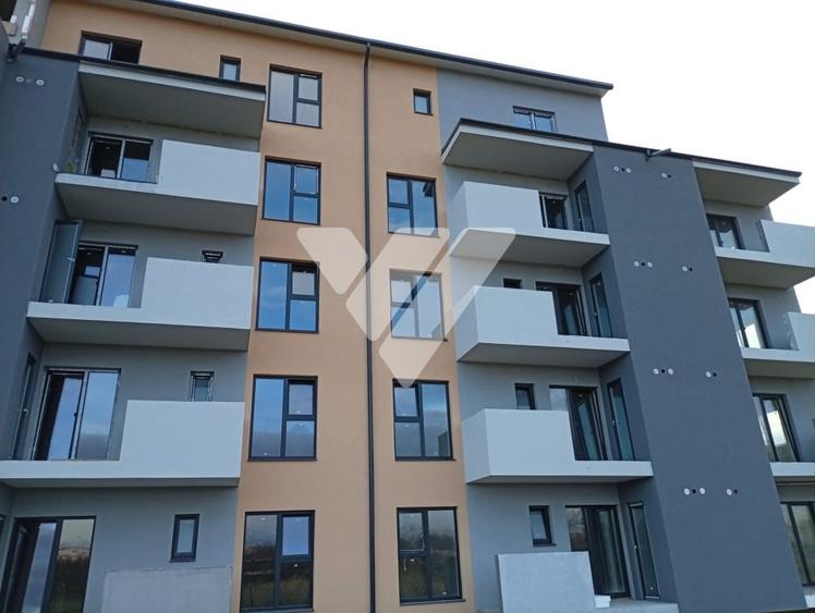 Apartament 2 camere, etaj 1 - Loc de parcare - 3