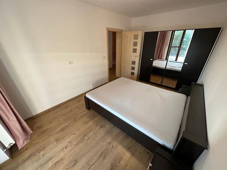 Casă / Vilă cu 4 camere de vanzare  în zona Aradului - 18