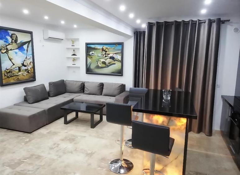Apartament de lux de închiriat în Mamaia – zona Butoaie! - 7