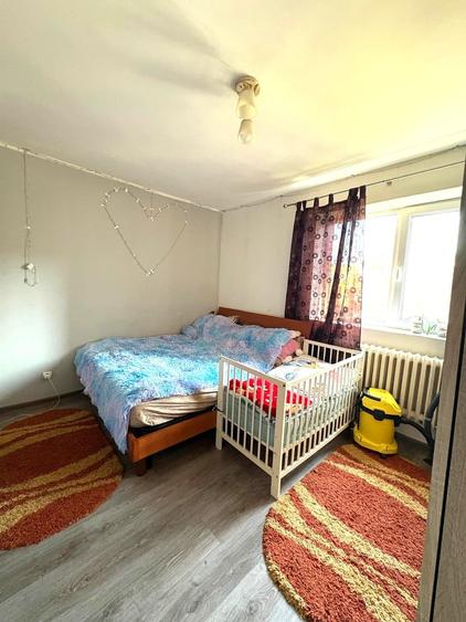 Apartament cu 2 camere semidecomandat în Dumbrava 2