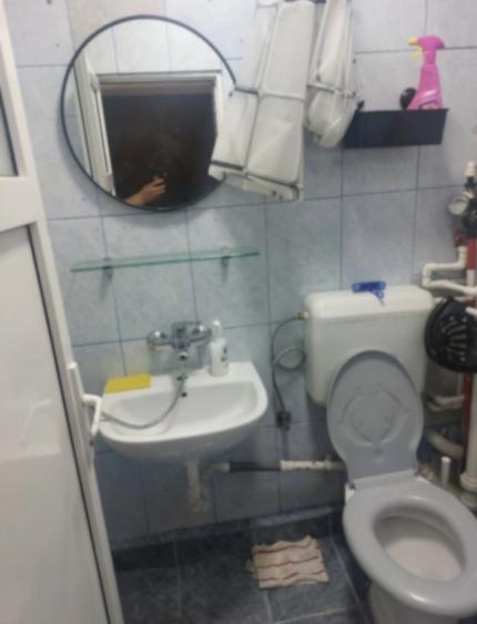 Garsonieră semidecomandată în Titan