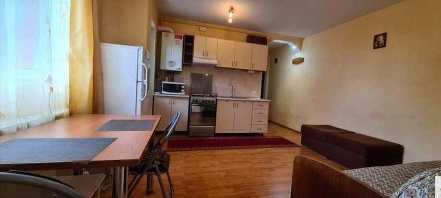 Inchiriez apartament de 2 camere - 4