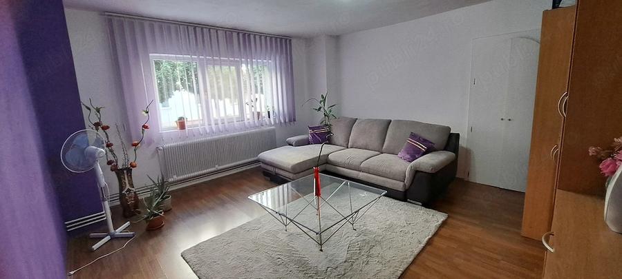 Apartament cu 2 camere nedecomandat în Central