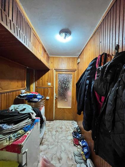 Apartament cu 2 camere semidecomandat în Petru Rareș