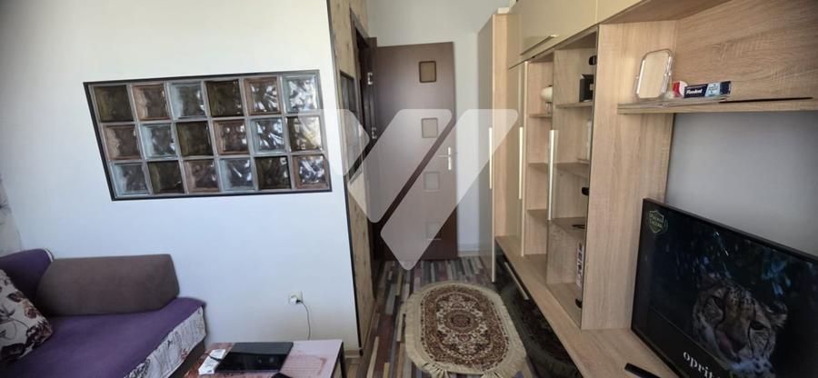 Apartament cu 2 camere decomandat, mobilat în Lazaret