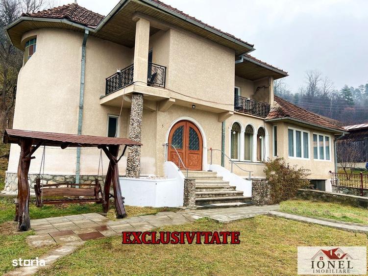 Casă cu 4 camere cu Teren 936 Mp în Abrud