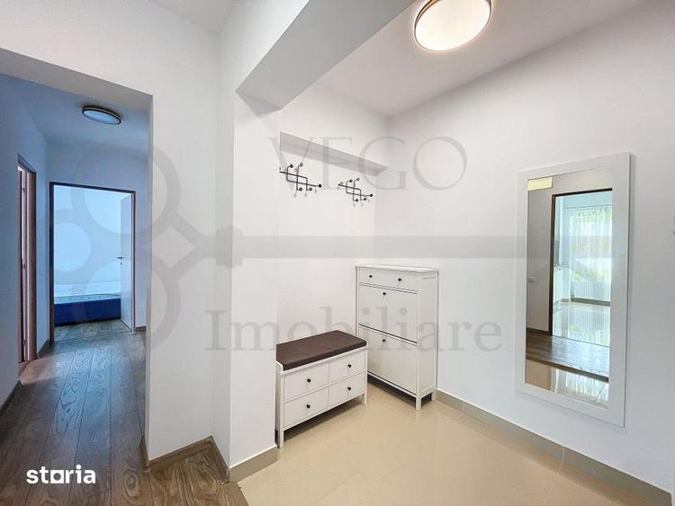 Apartament cu 3 camere, mobilat în Între Lacuri