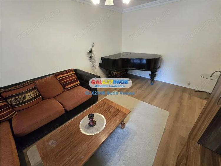 Apartament cu 4 camere decomandat în Berceni