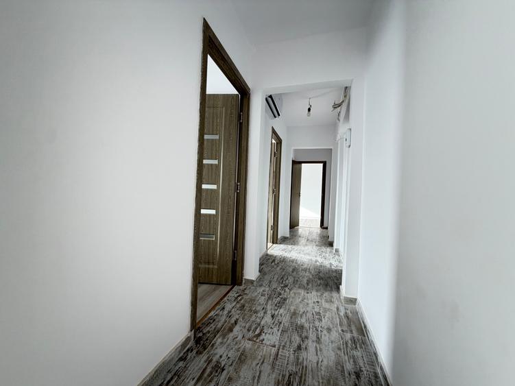 Apartament cu 3 camere decomandat în Șagului