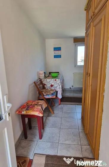 Casă cu 3 camere cu Teren 281 Mp în Central