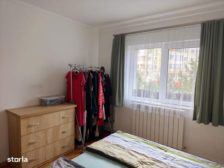 Apartament cu 2 camere decomandat în Republicii