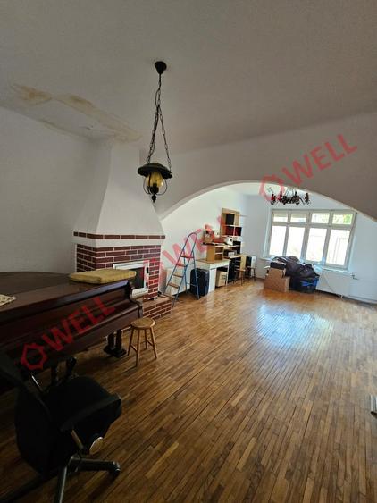 Casă individuală cu 5 camere cu Teren 399 Mp în Mureșeni