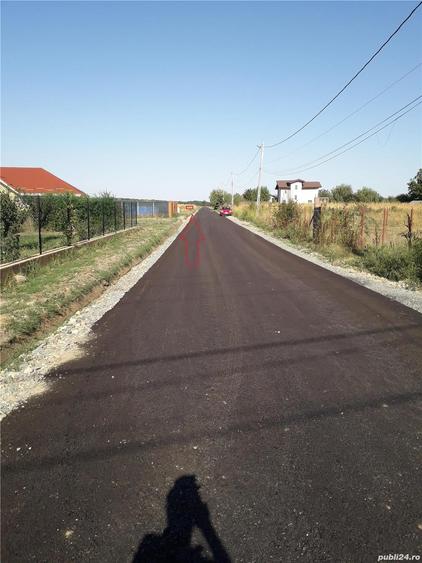Teren de 1000 mp, în Grădiștea