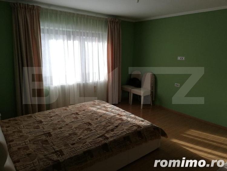 Casă cu 8 camere cu Teren 1545 Mp în Central