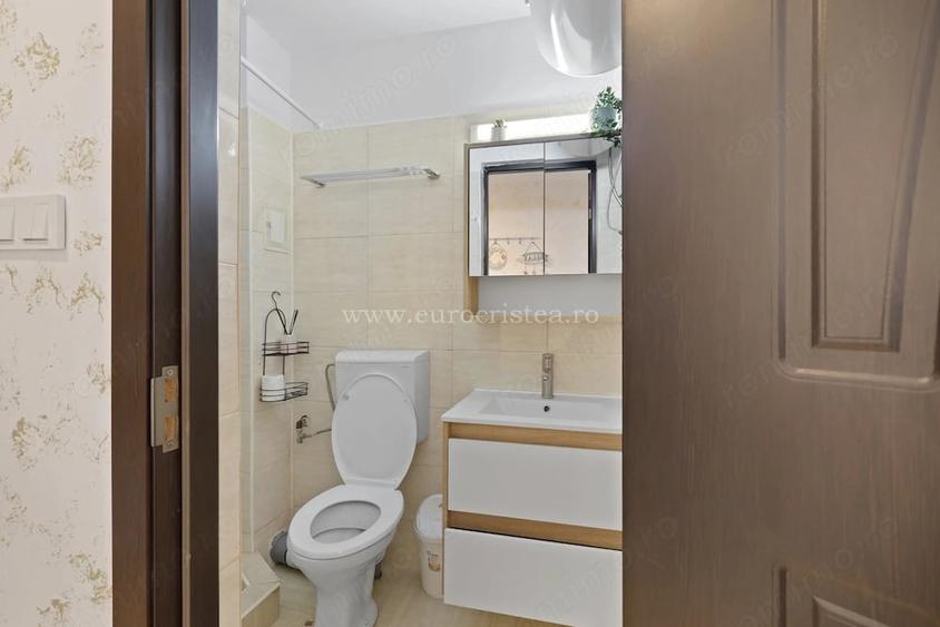 Apartament cu 2 camere semidecomandat în Sud
