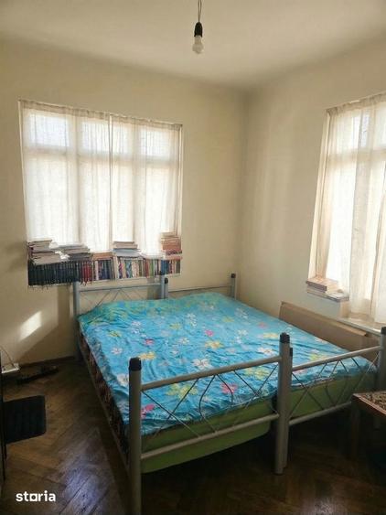 Apartament cu 5 camere, mobilat în Unirii
