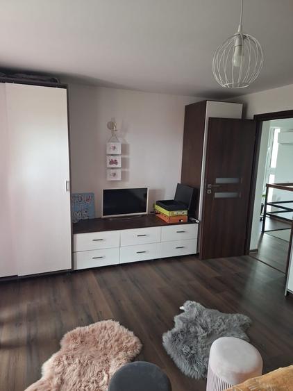 Casă cu 3 camere cu Teren 500 Mp în Central