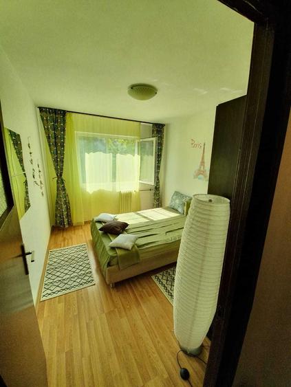 Apartament cu 2 camere decomandat în 9 Mai