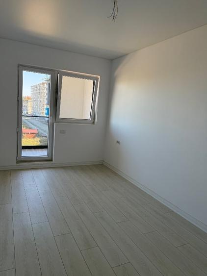 Apartament cu 2 camere semidecomandat, mobilat în Central