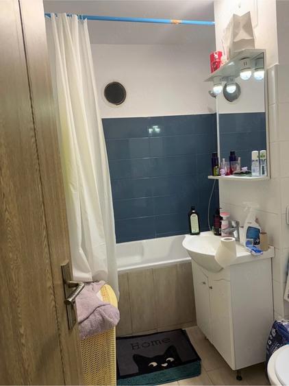 Apartament cu 2 camere decomandat în Soarelui