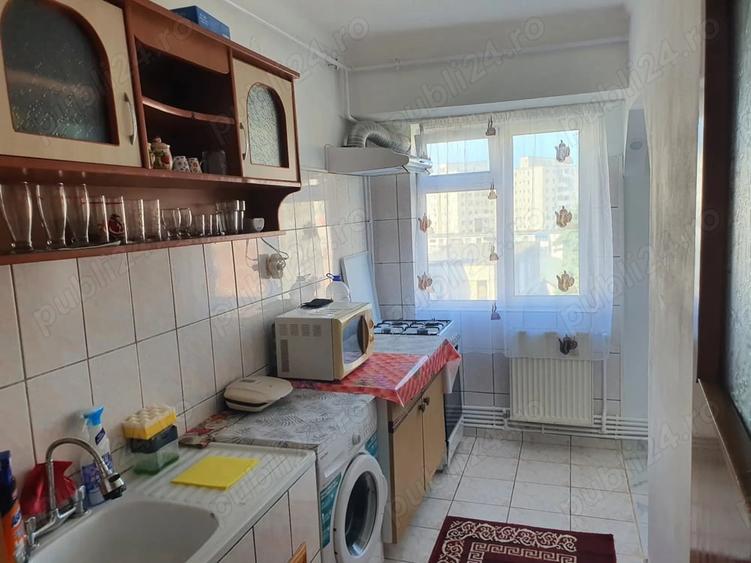 Apartament cu 2 camere decomandat în Ostroveni