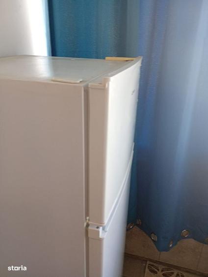 Apartament cu 2 camere decomandat în Obor