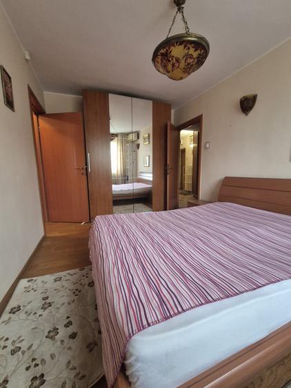 Apartament cu 3 camere circular în Drumul Taberei