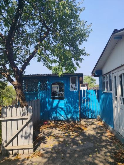 Vand casa traditionala locuibila si teren 761 mp in Vulturesti, jud. Vaslui - 8