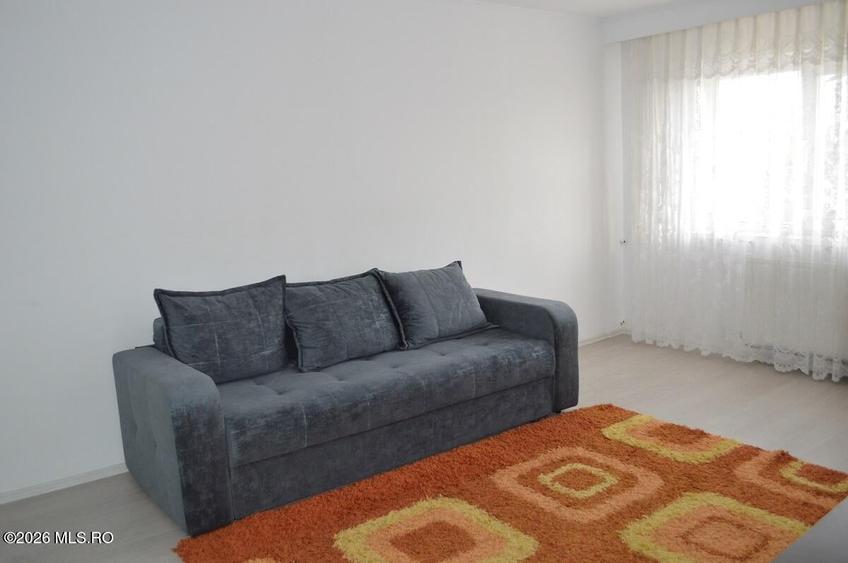 Bascov - Centru, Apartament 2 Camere Decomandat, Etaj 2 - 5