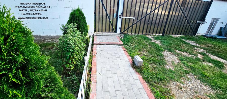 Proprietate in roznov - Vila si 900 mp teren - 2