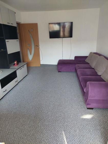 Inchiriez apartament 2 camere - 3