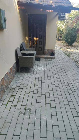 Proprietar inchiriez apartament la casa