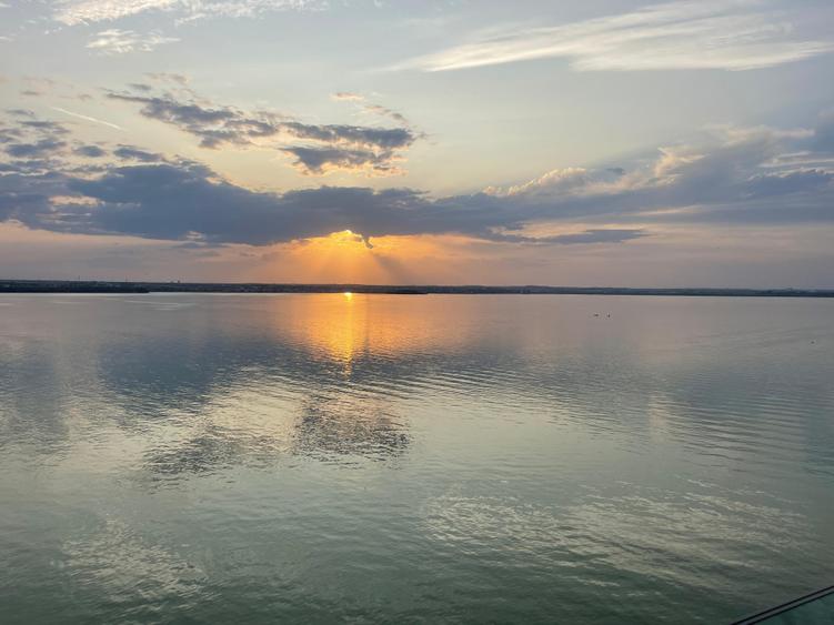 Apartament 3 camere lux Mamaia cu vedere frontala la lac - 6