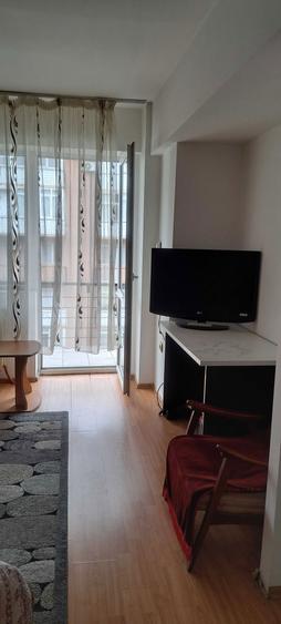 Inchiriez garsoniera zona Promenada - 2