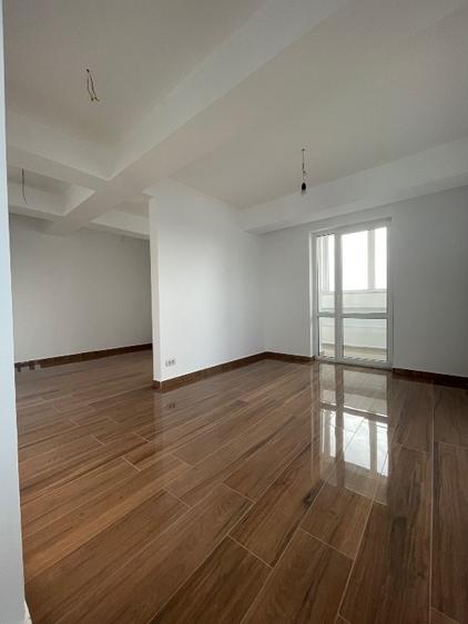 Discount mare, 2 camere lux, gata de mutare, comision 0 - 6