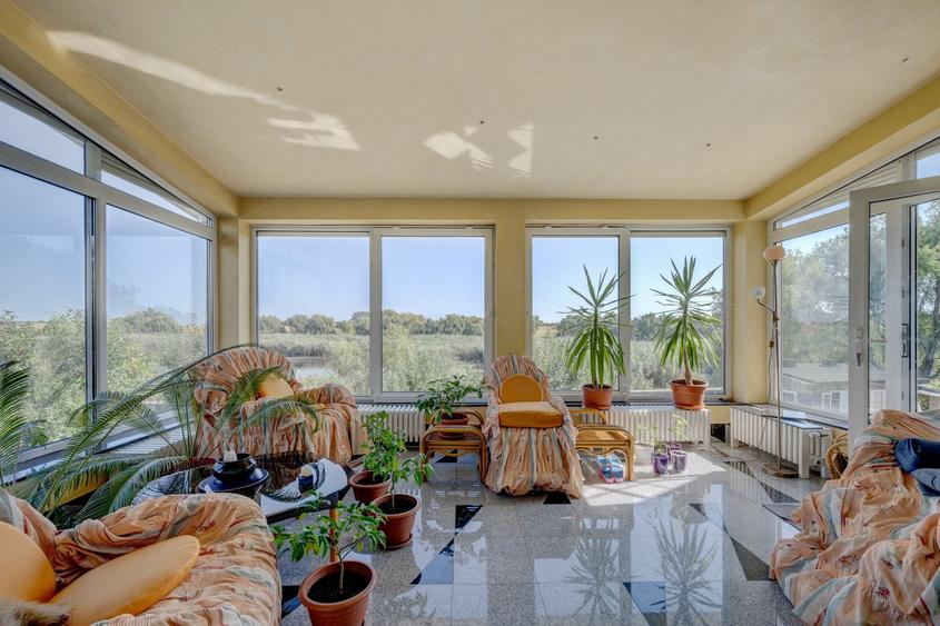 Corbeanca-Laguna Albastra, refugiu exclusivist la lac, vila cu piscina - 6