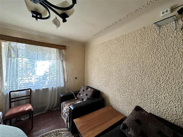 Casă cu 2 camere cu Teren 388 Mp în Mihai Bravu