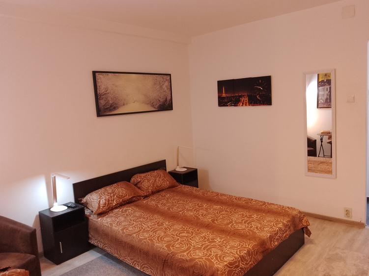 Vanzare garsoniera Basarabia - 2