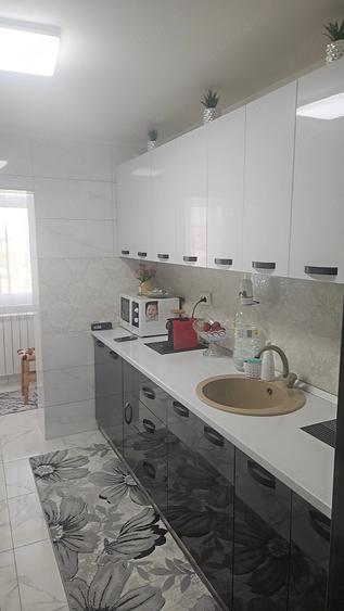 Apartament cu 2 camere decomandat în Exterior Vest