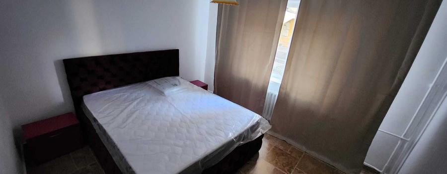 inchiriez apartament 3 camere - 2