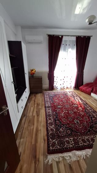 COPOU-ap. 2 camere,50 mp, decomandat,mobilat si utilat,et.1/3,LIBER,BOXA! - 3