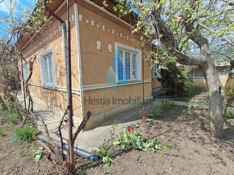 Casa veche cu teren 502mp, Copou-Al.Sadoveanu. - 1