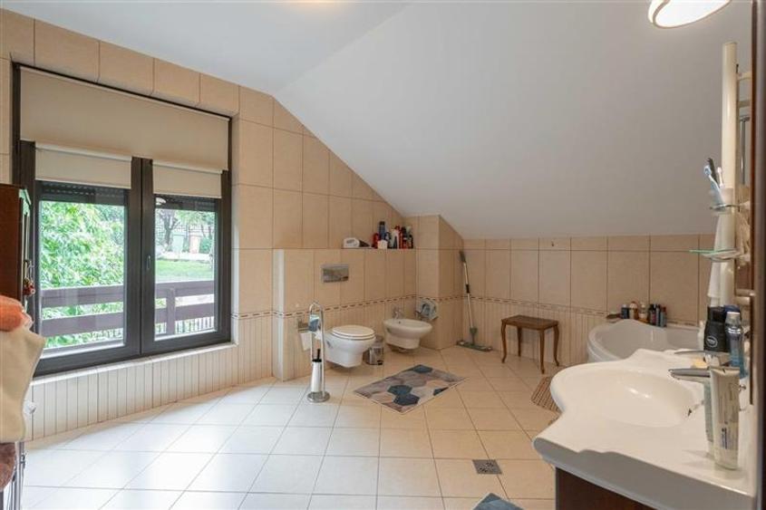 Vila individuala exclusivista cu teren generos in Bucium, Iasi - 36