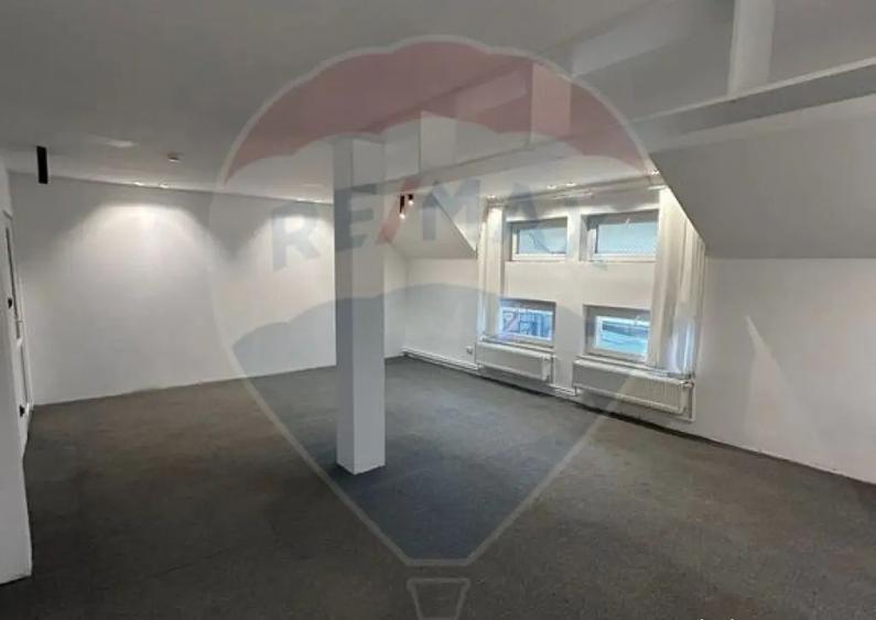 Birou 35 de mp utili langa Carrefour - 1