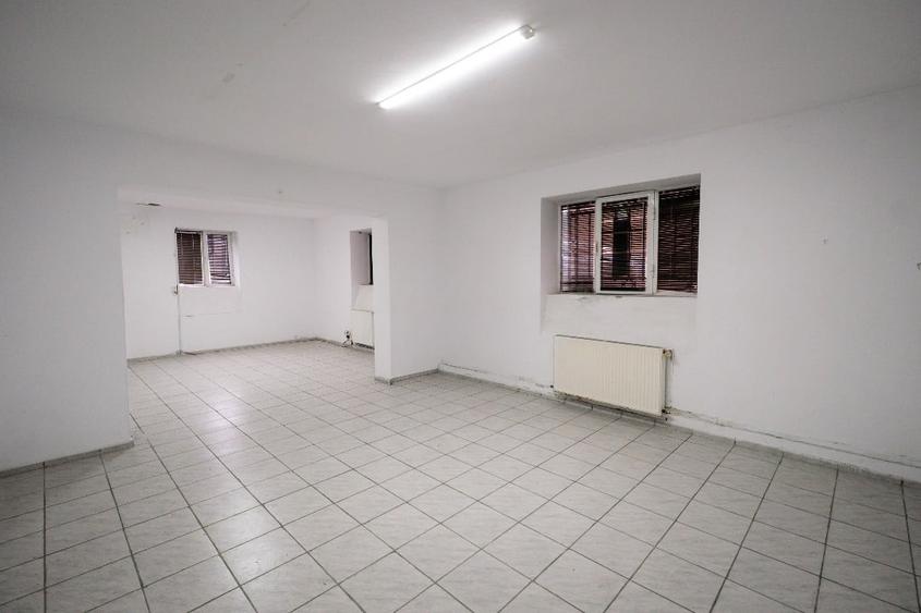 Demisol inalt 115 mp, 5 camere, 2 intrari  -  Parcul Carol / ideal investitie - 8