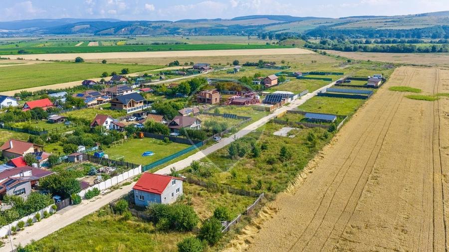 Teren Construcții intravilan de 1400 mp, în Bod