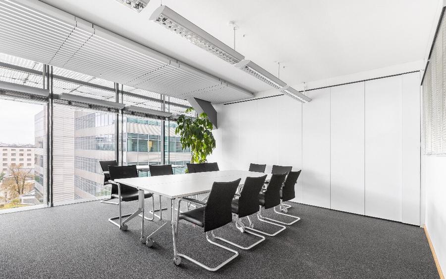 Rezerva?i un loc de munca rezervat in colaborare, in Spaces Campus 6 - 3