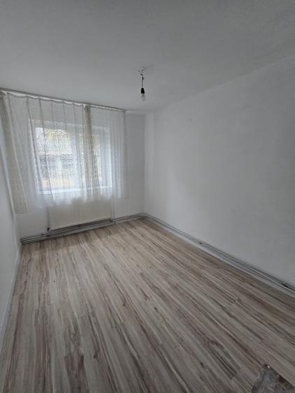 Apartament 2 camere Calea Moldovei - 1