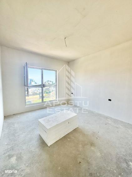 Penthouse cu 3 camere, dressing si terase de 50 mp la intrare in Giroc - 4